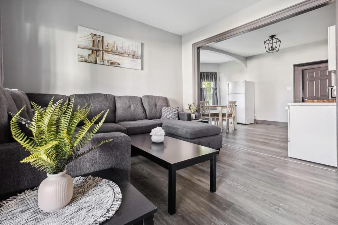 Spacious 6Br 2Ba Minutes For The Falls & Casino Niagara Falls Extérieur photo