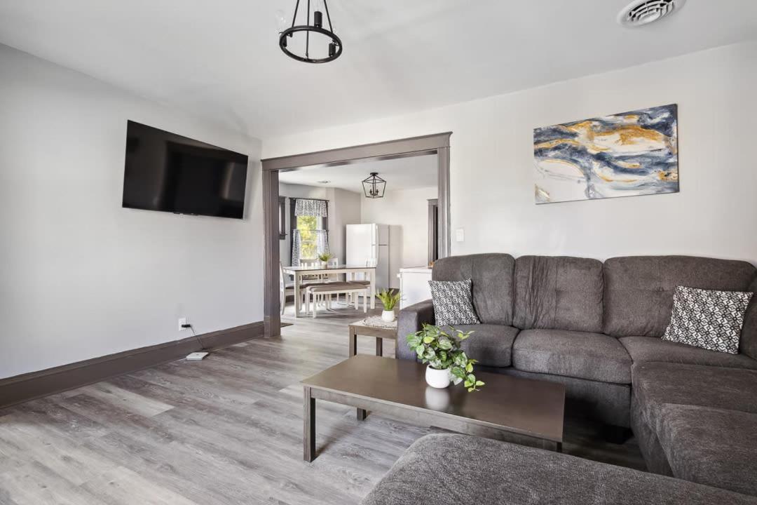 Spacious 6Br 2Ba Minutes For The Falls & Casino Niagara Falls Extérieur photo