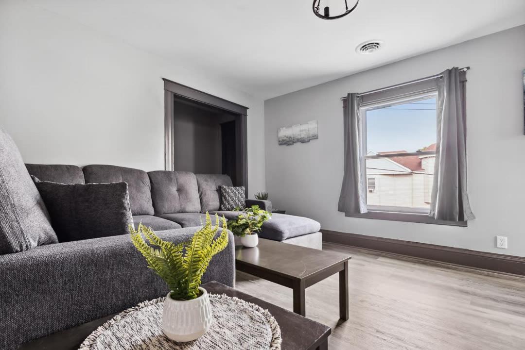 Spacious 6Br 2Ba Minutes For The Falls & Casino Niagara Falls Extérieur photo