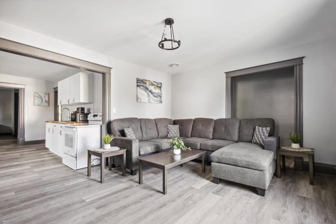 Spacious 6Br 2Ba Minutes For The Falls & Casino Niagara Falls Extérieur photo