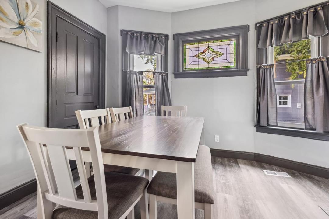Spacious 6Br 2Ba Minutes For The Falls & Casino Niagara Falls Extérieur photo