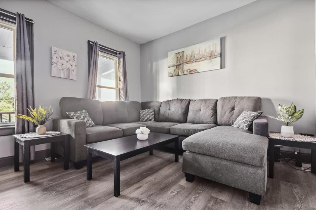 Spacious 6Br 2Ba Minutes For The Falls & Casino Niagara Falls Extérieur photo